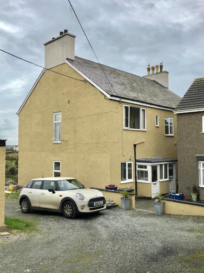 Clydfan Apartment Holyhead Exterior foto